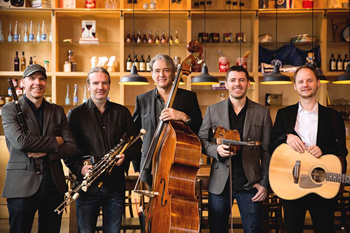 Lunasa: Irish Winter Solstice Celebration